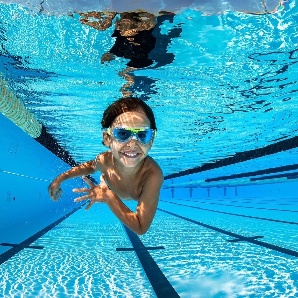 Aquasphere Vista Junior Swim Mask - Transparent/Bright Green
