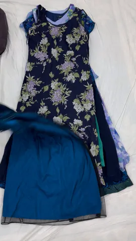 BEST SELLER Y2K ITALIAN MIDI DRESSES