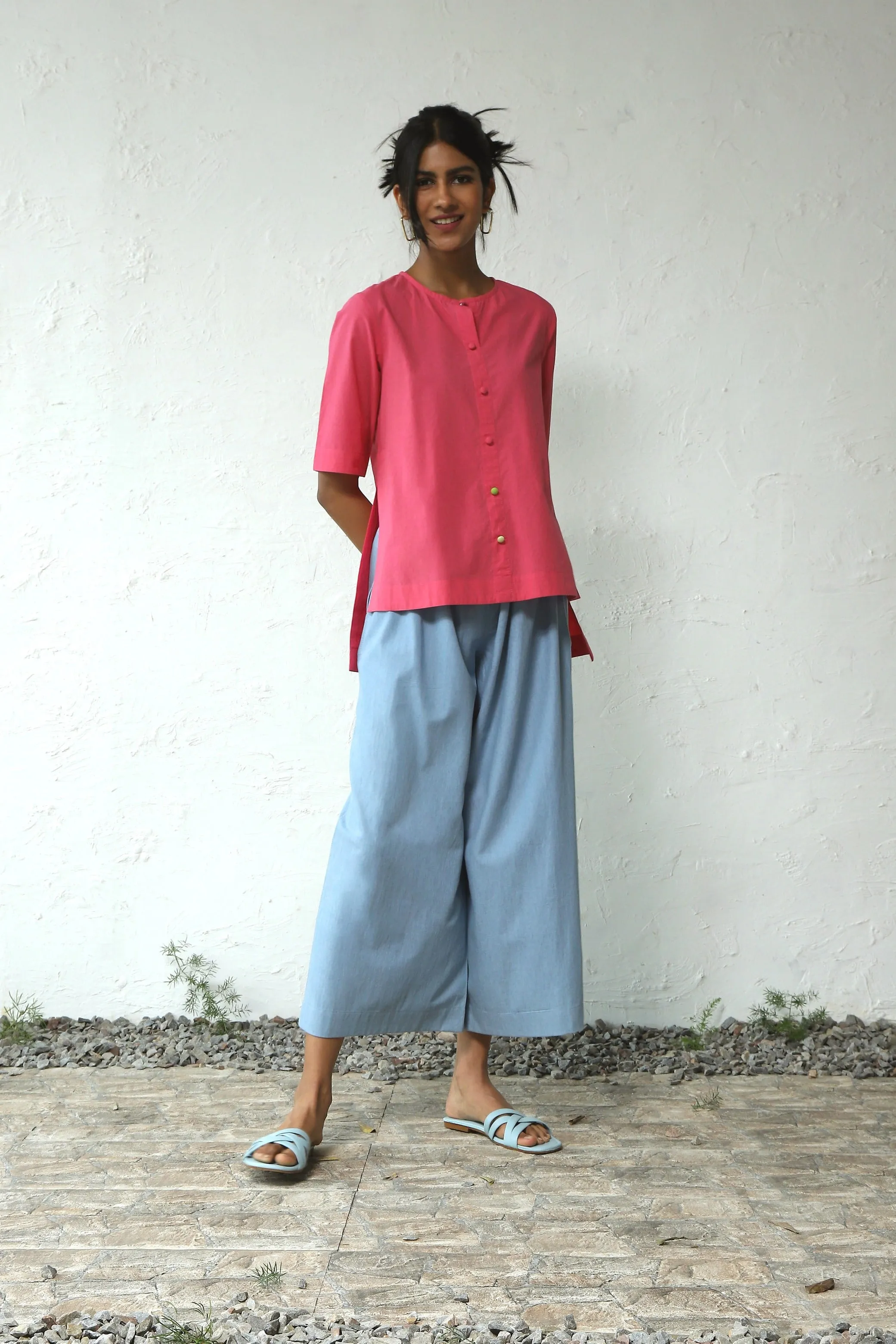 Urban Escape Hi-Lo Top