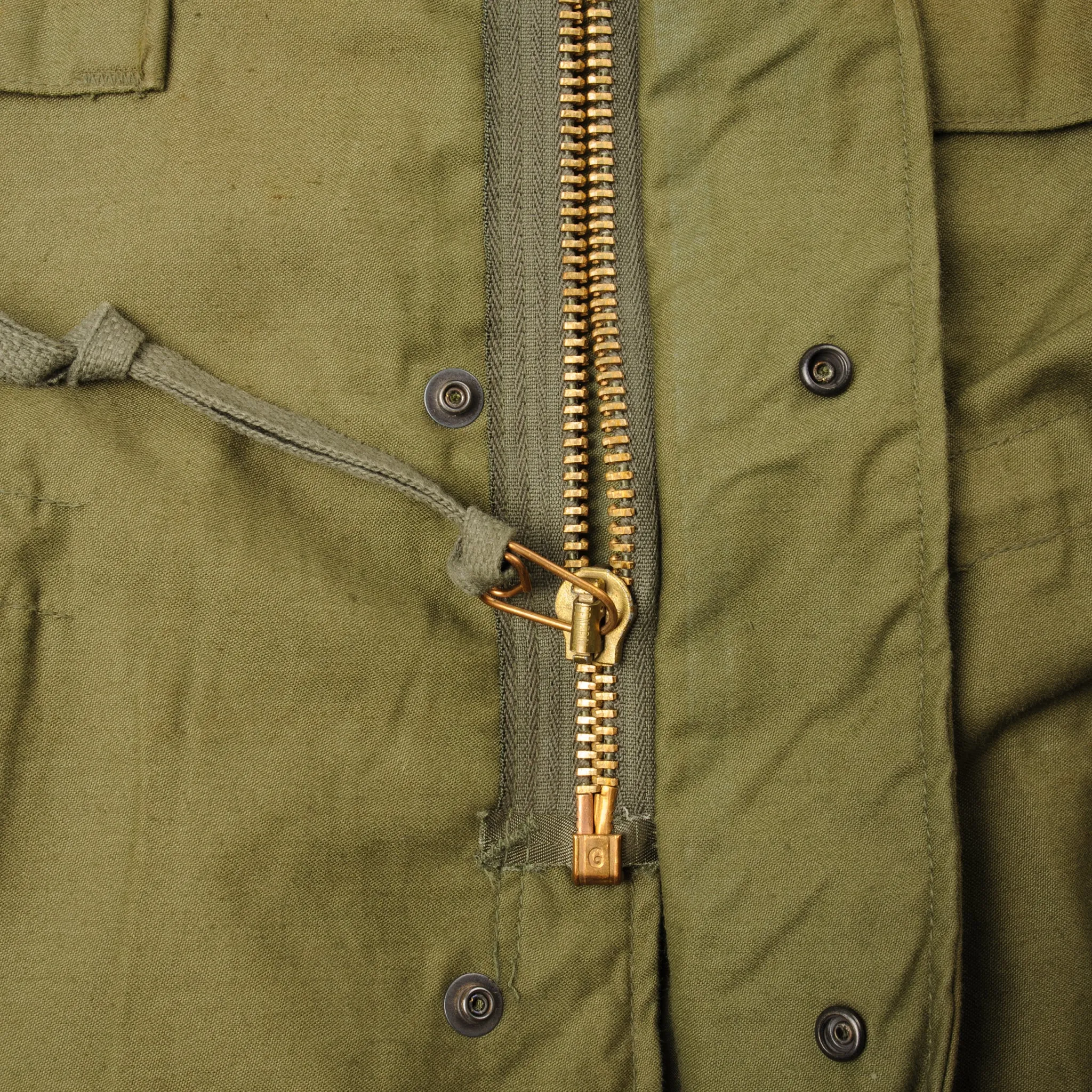 VINTAGE US ARMY M-1965 M65 FIELD JACKET 1981 SIZE SMALL REGULAR NOS DEADSTOCK