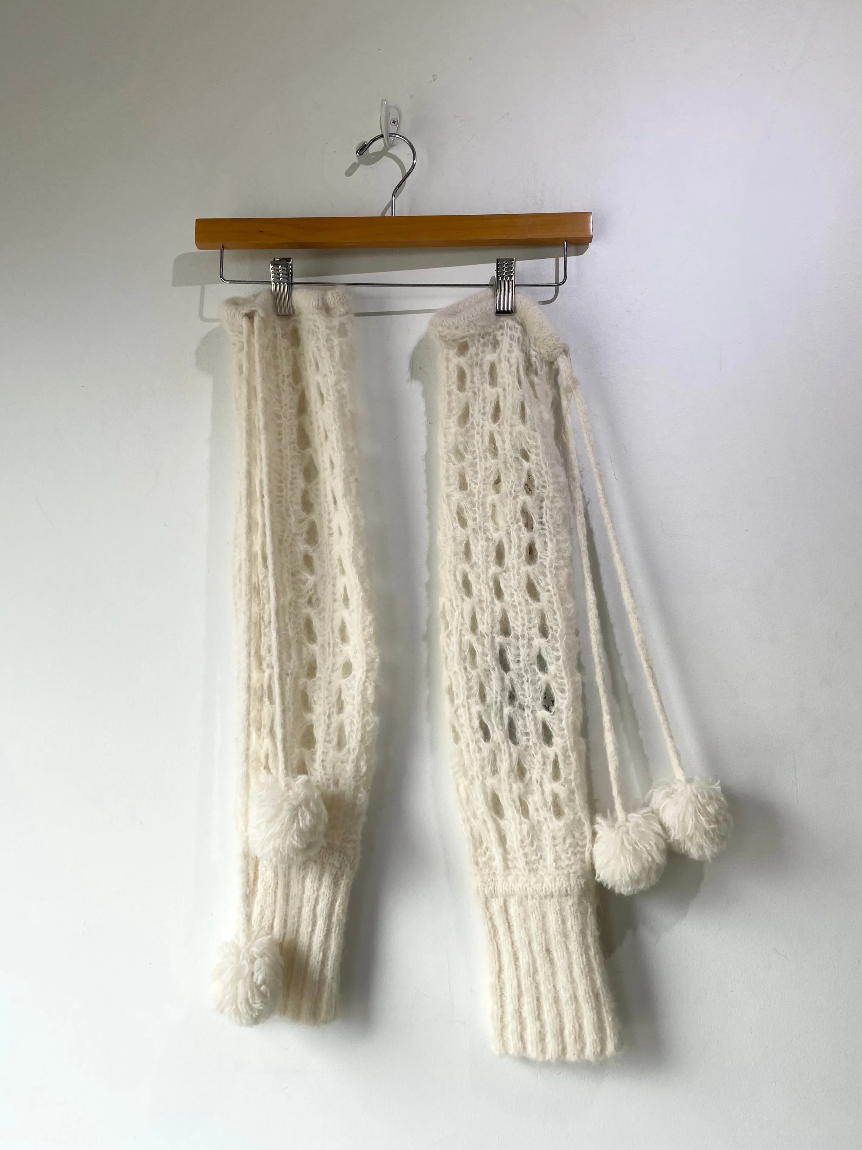 Vivienne Westwood Cream Lacework Knit Arm Warmers
